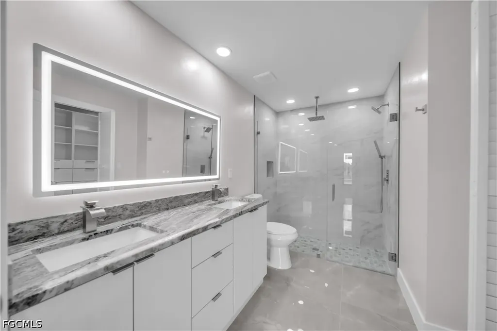 526 Kismet Parkway W Cape Coral FL 33993