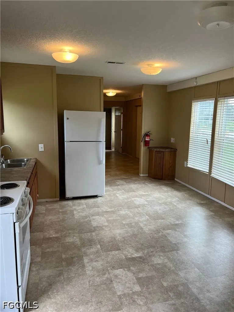 8086 Heck Drive North Fort Myers FL 33917