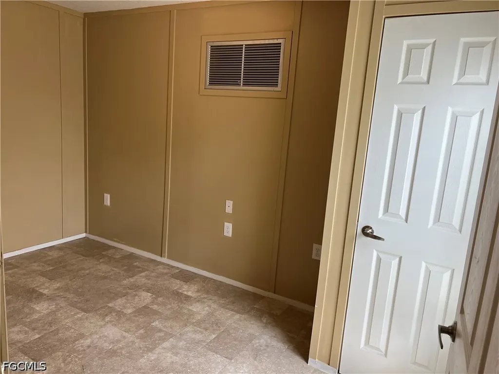 8086 Heck Drive North Fort Myers FL 33917