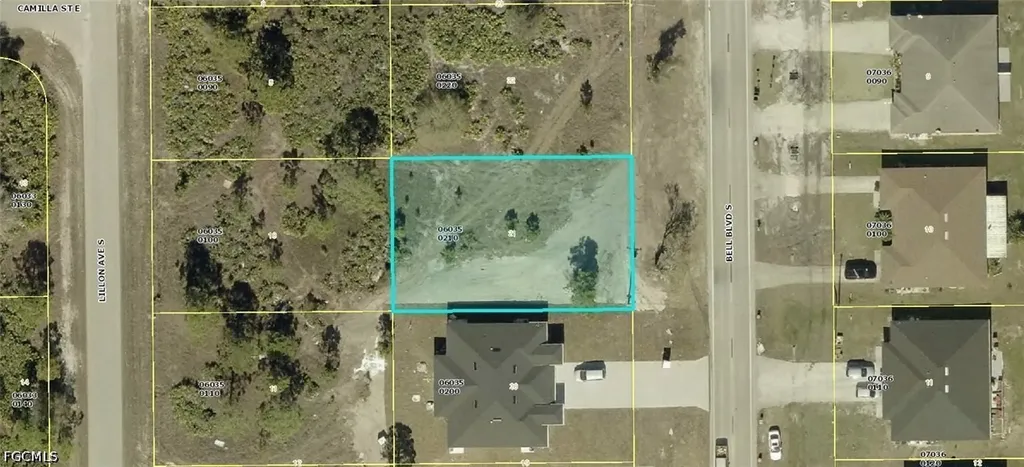 382/384 Bell Boulevard S Lehigh Acres FL 33974