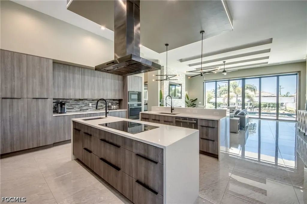 836 Miramar Court Cape Coral FL 33904