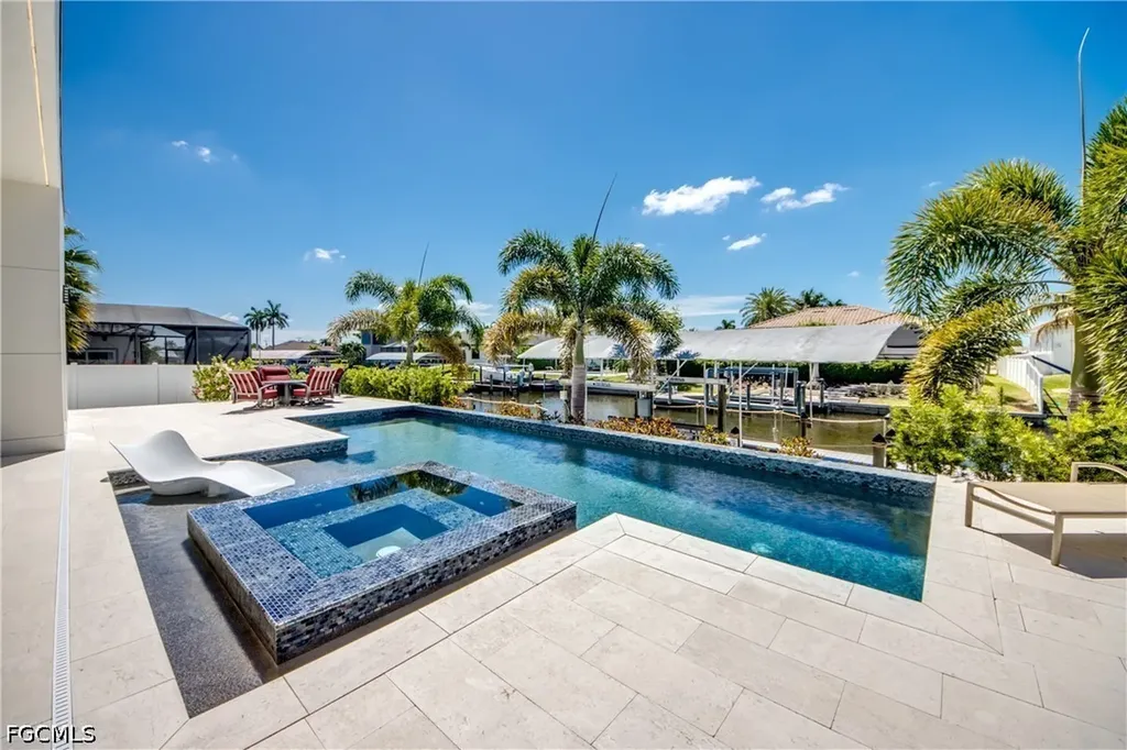 836 Miramar Court Cape Coral FL 33904
