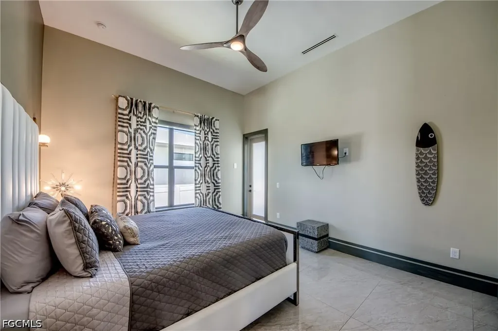 836 Miramar Court Cape Coral FL 33904