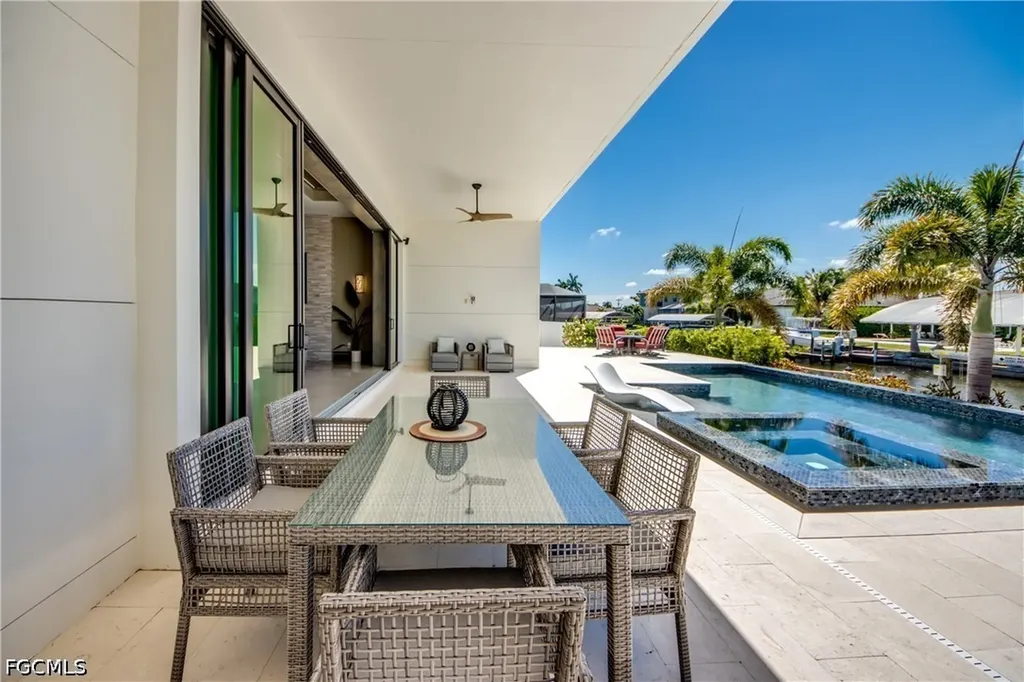 836 Miramar Court Cape Coral FL 33904