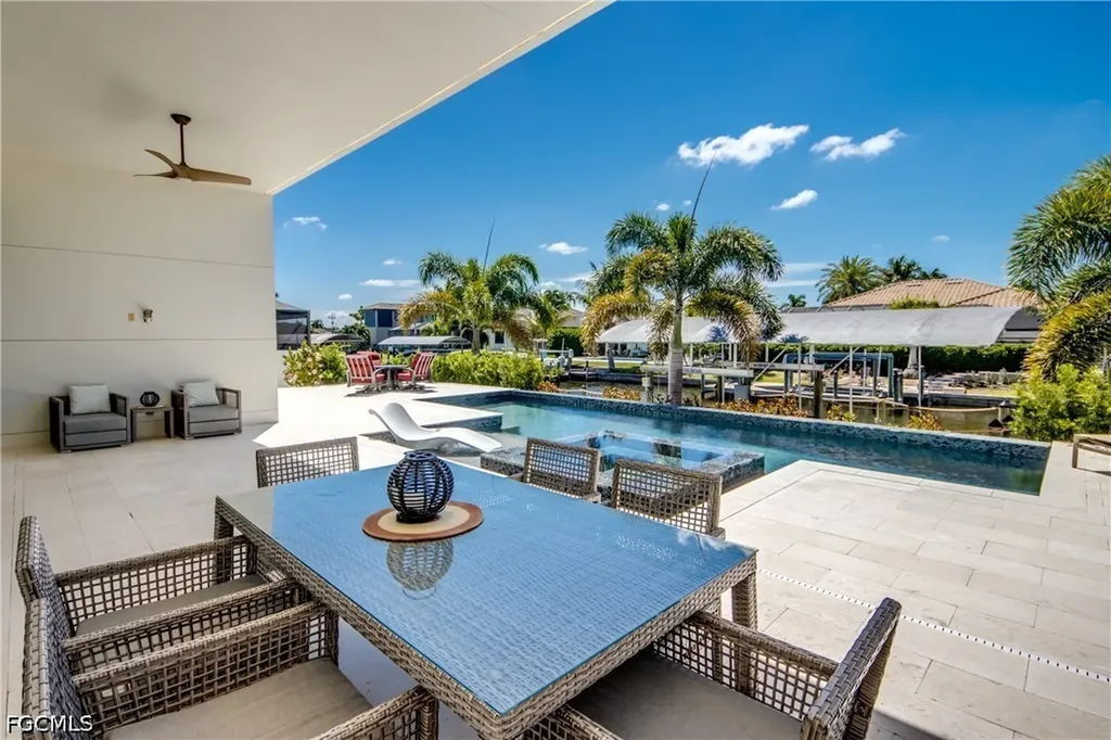836 Miramar Court Cape Coral FL 33904