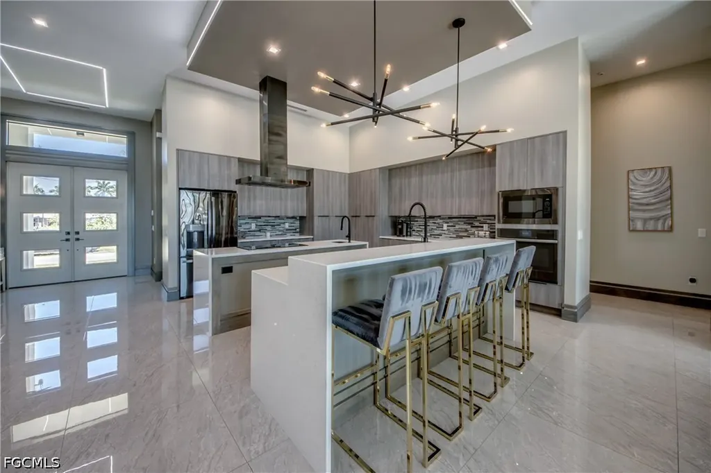 836 Miramar Court Cape Coral FL 33904