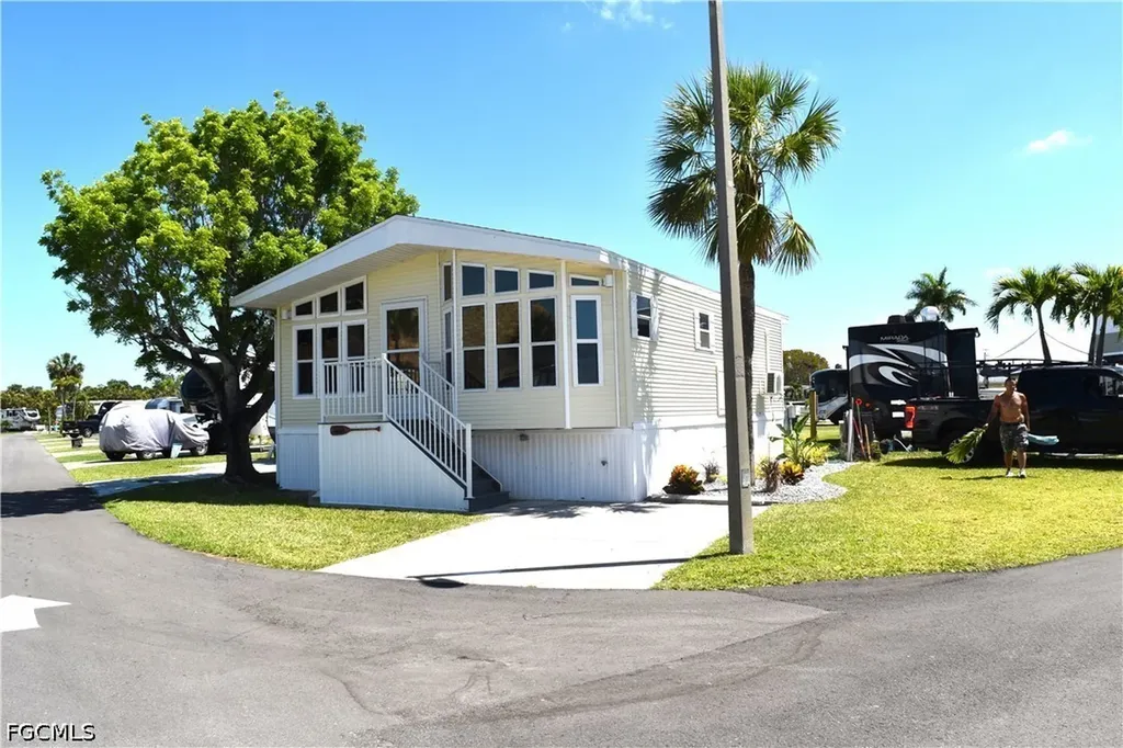 Fort Myers FL 33908