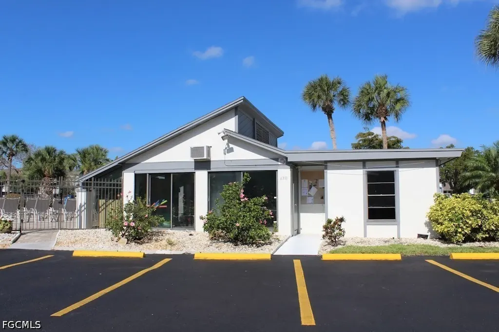 6324 Sugar Bush Lane Fort Myers FL 33908