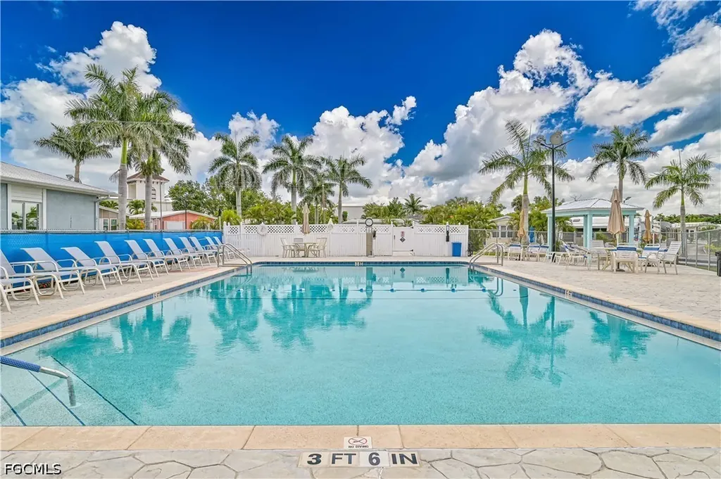 17029 Puppy Dog Drive Fort Myers FL 33908