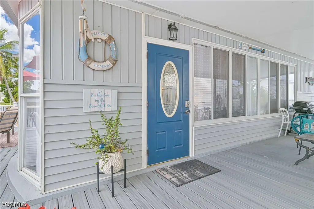 17029 Puppy Dog Drive Fort Myers FL 33908