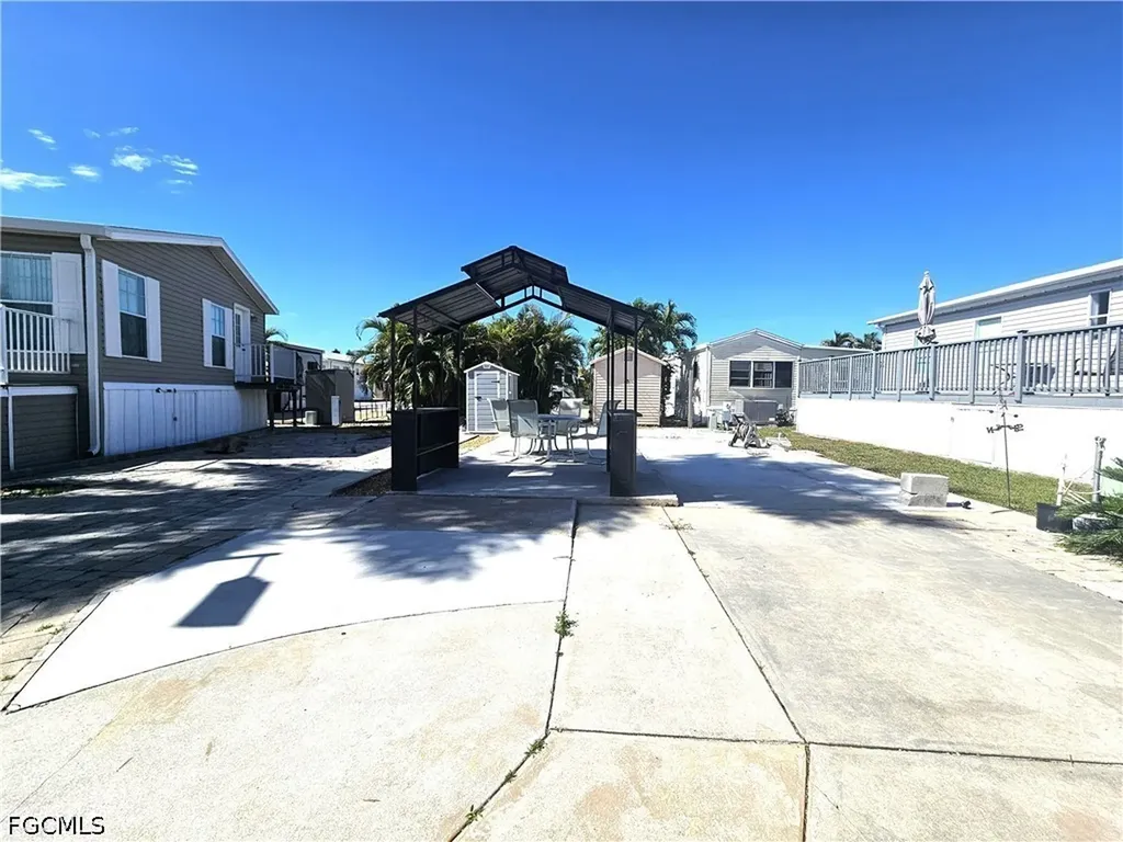 5509 Black Pug Drive Fort Myers FL 33908