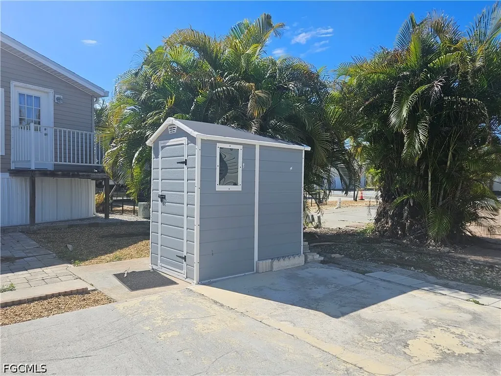 5509 Black Pug Drive Fort Myers FL 33908