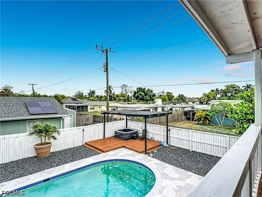 2212 Crystal Drive Fort Myers FL 33907