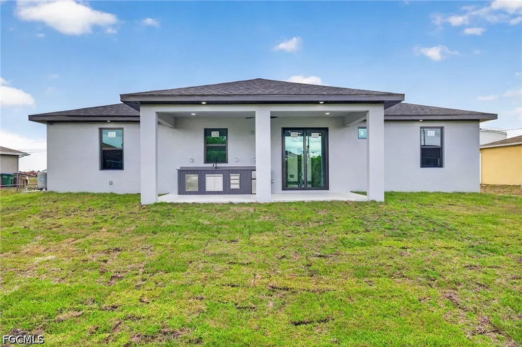 2223 NW 11th Court Cape Coral FL 33993
