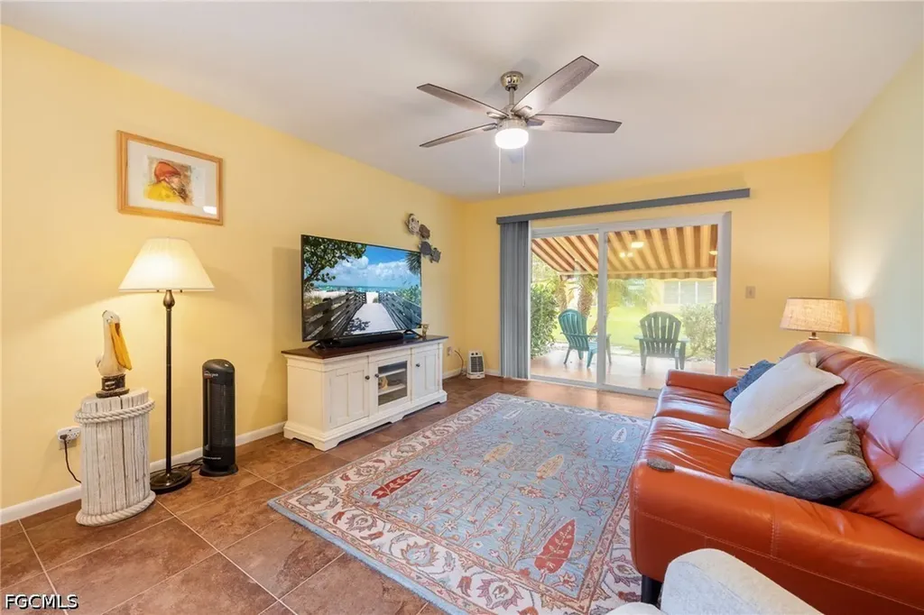 2206 E 6th Street Lehigh Acres FL 33936