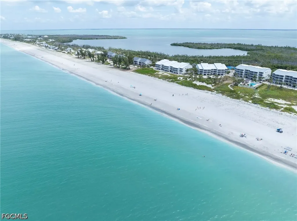 2216 Beach Villas Captiva FL 33924