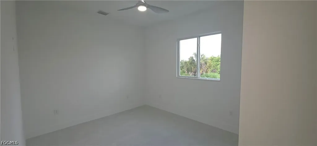 322/324 Poplar Street Lehigh Acres FL 33974