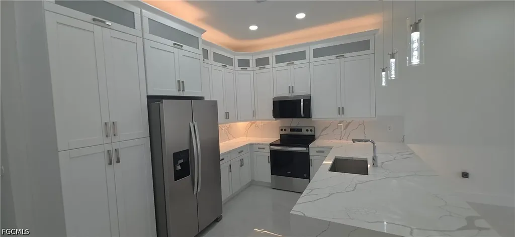 322/324 Poplar Street Lehigh Acres FL 33974