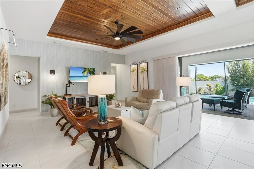 4009 SW 25th Place Cape Coral FL 33914