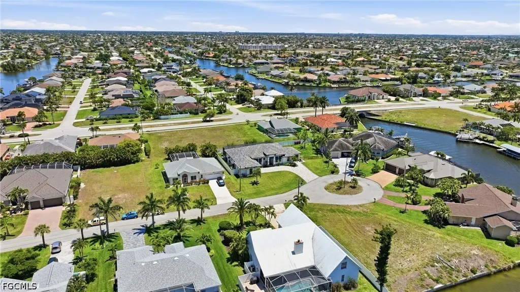 4009 SW 25th Place Cape Coral FL 33914