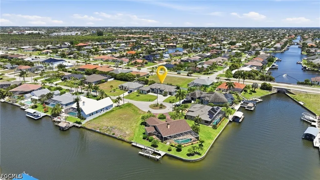4009 SW 25th Place Cape Coral FL 33914