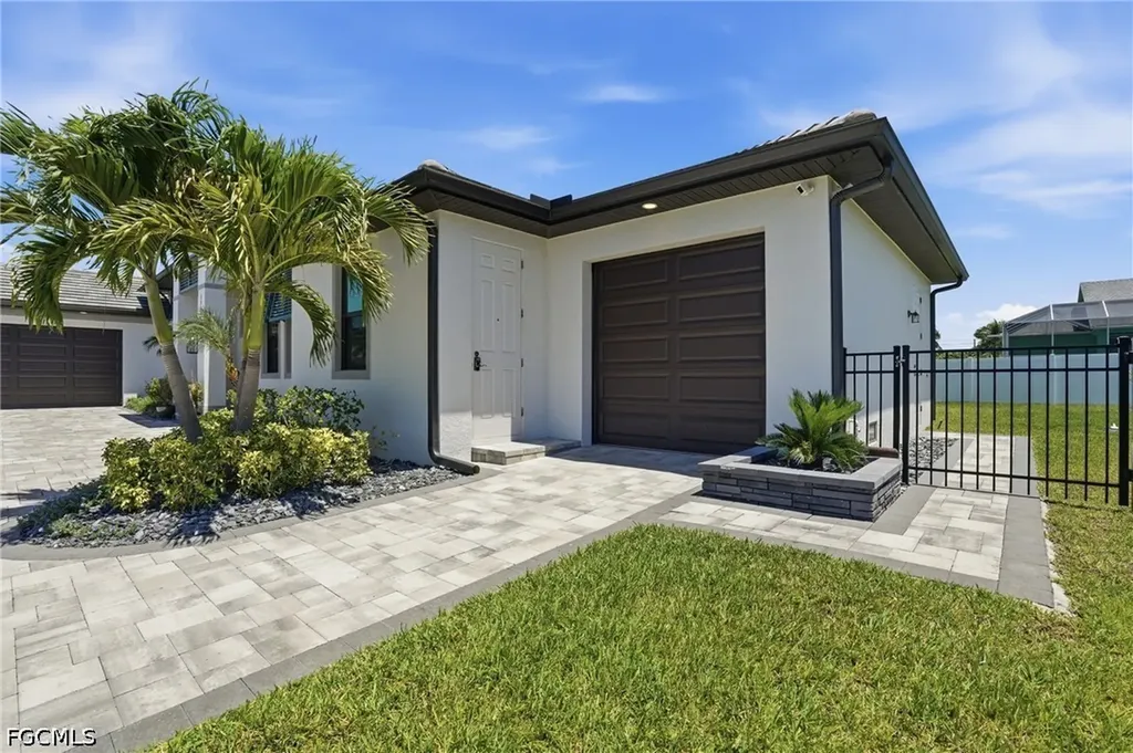 4009 SW 25th Place Cape Coral FL 33914