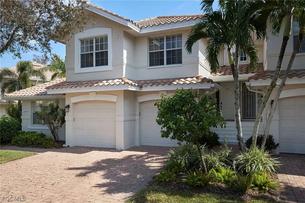 Bonita Springs FL, 25051 Ballycastle Court, Unit 201