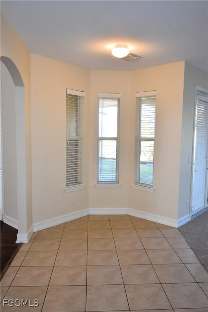 1249 NW 37th Avenue Cape Coral FL 33993