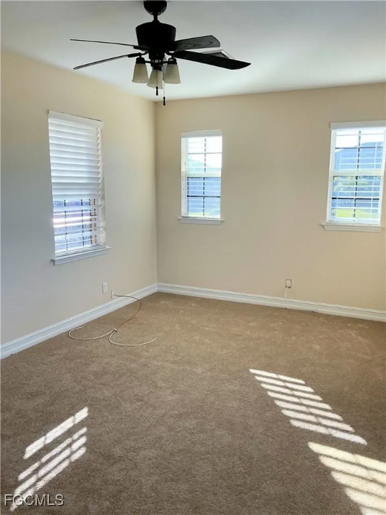 1249 NW 37th Avenue Cape Coral FL 33993