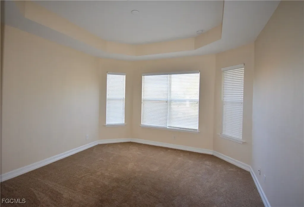 1249 NW 37th Avenue Cape Coral FL 33993