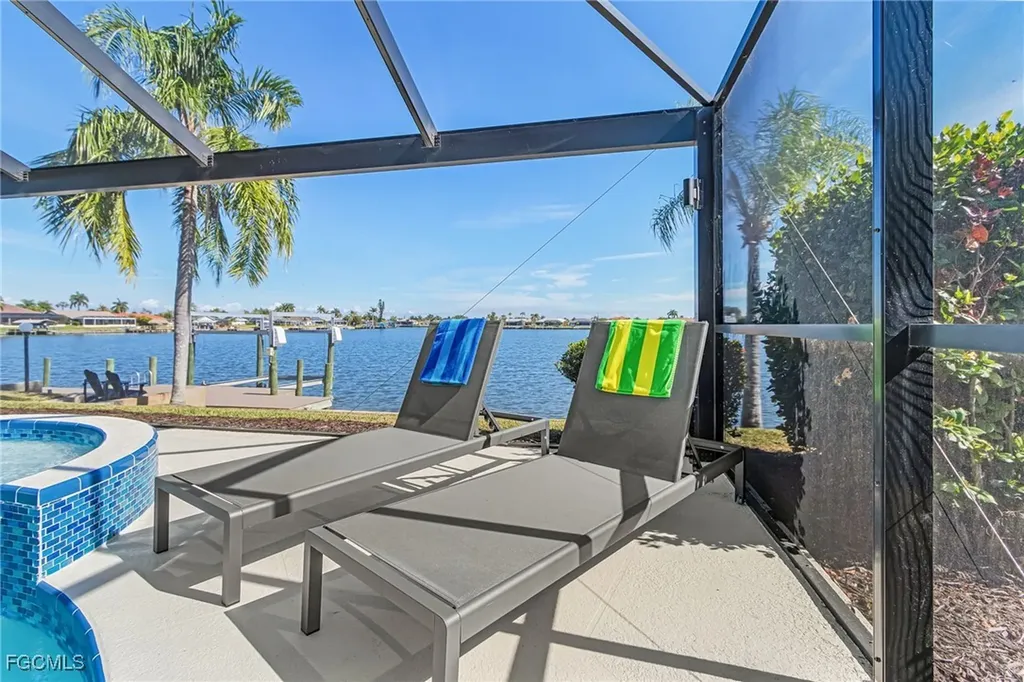 5019 Skyline Boulevard Cape Coral FL 33914