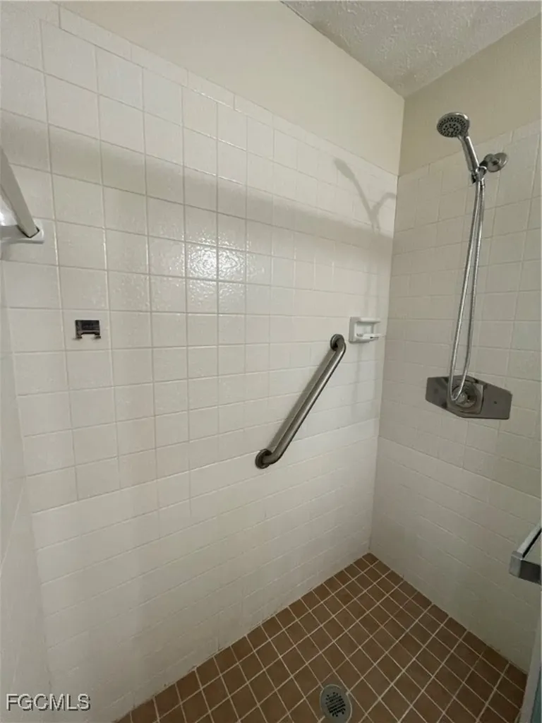 4108 SE 18th Place Cape Coral FL 33904