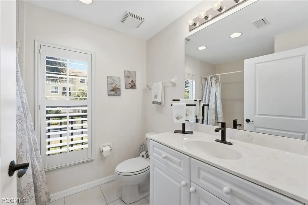 10061 Lake Cove Drive Fort Myers FL 33908