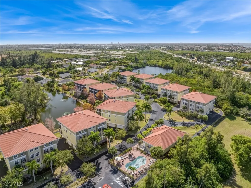 10061 Lake Cove Drive Fort Myers FL 33908