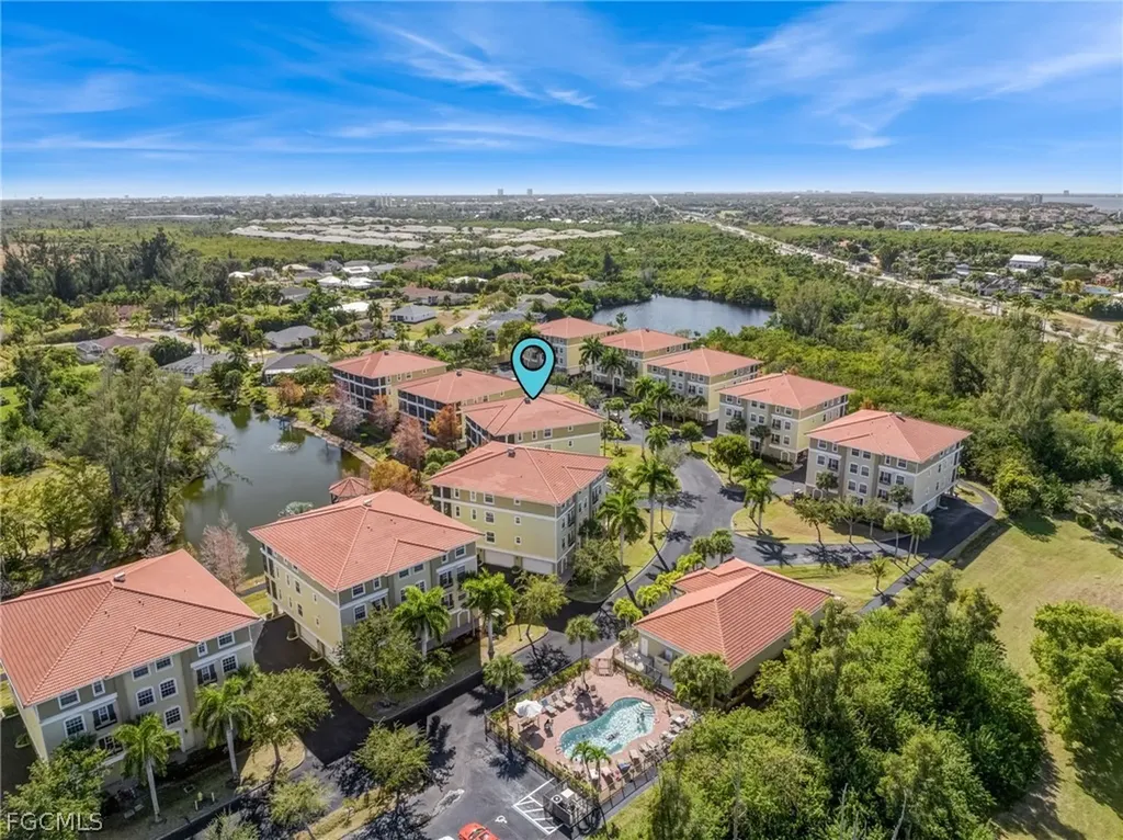 10061 Lake Cove Drive Fort Myers FL 33908