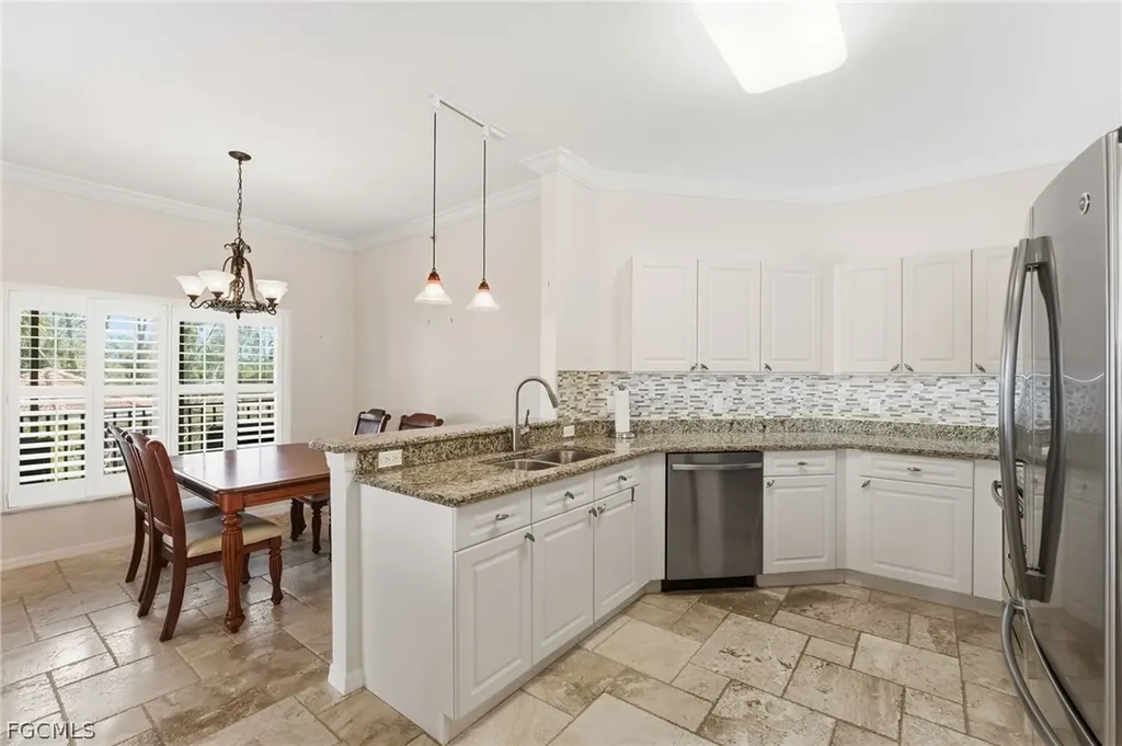 10061 Lake Cove Drive Fort Myers FL 33908
