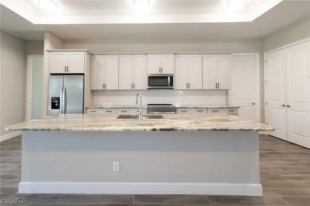 713 NW 37th Avenue Cape Coral FL 33993