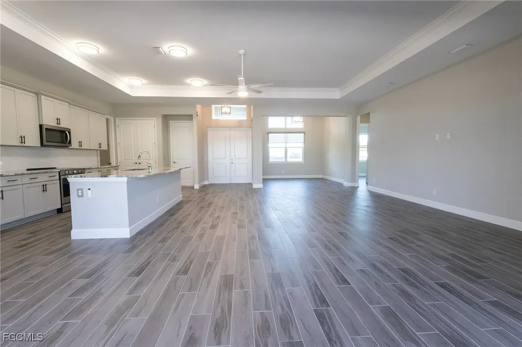 713 NW 37th Avenue Cape Coral FL 33993