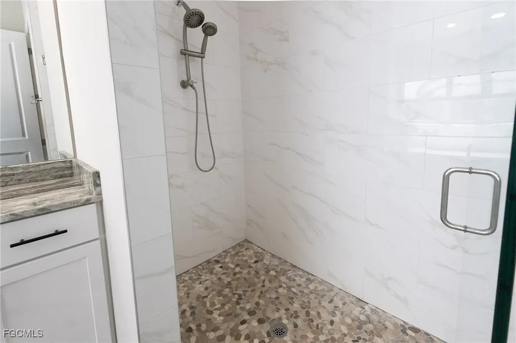 713 NW 37th Avenue Cape Coral FL 33993