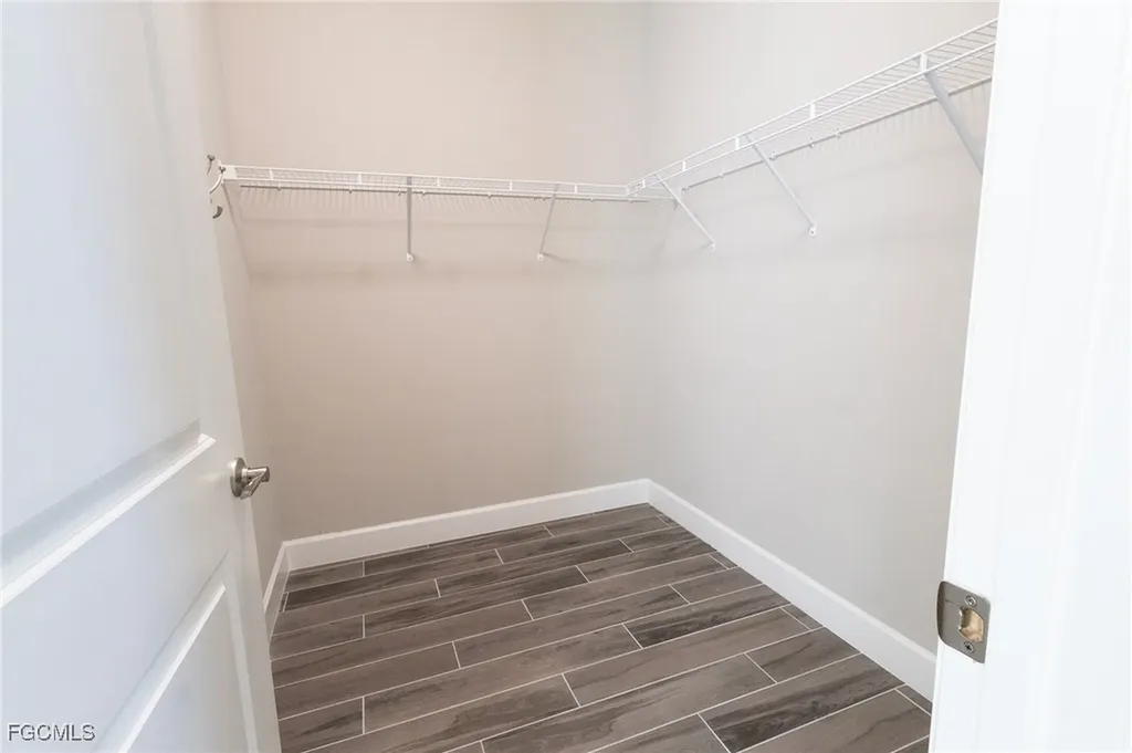 713 NW 37th Avenue Cape Coral FL 33993