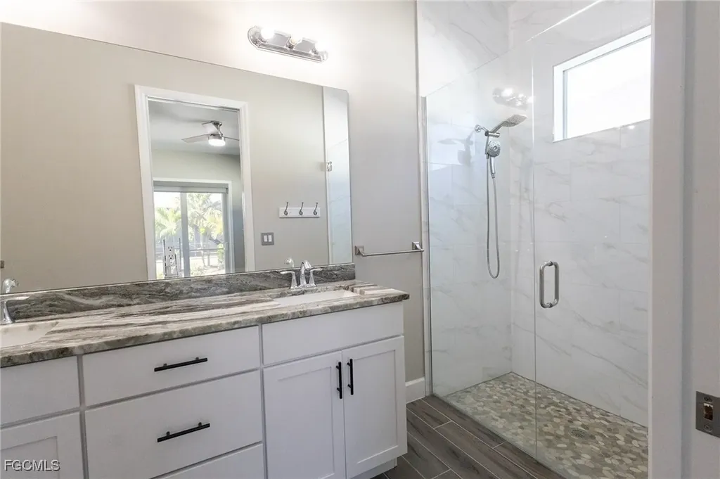 713 NW 37th Avenue Cape Coral FL 33993