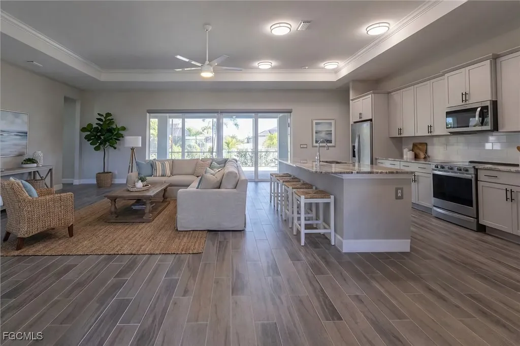 713 NW 37th Avenue Cape Coral FL 33993