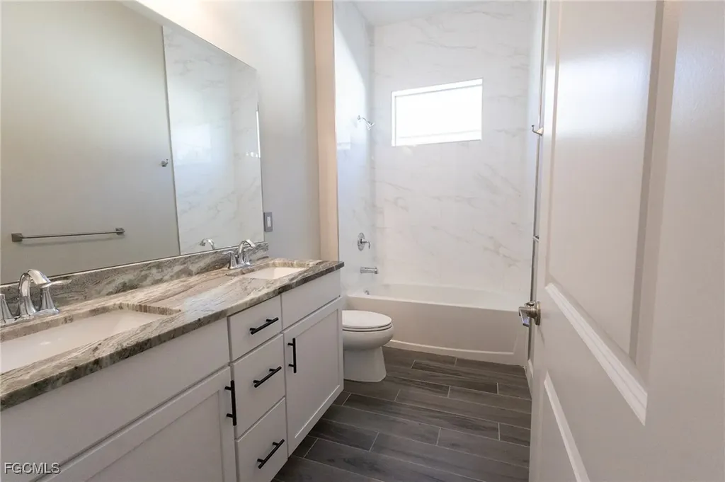 713 NW 37th Avenue Cape Coral FL 33993
