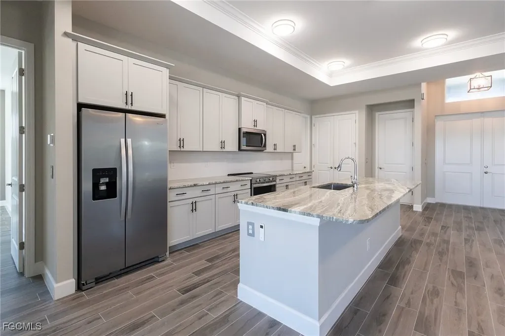 713 NW 37th Avenue Cape Coral FL 33993