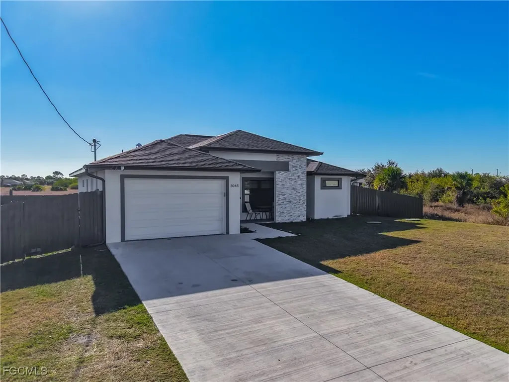 3045 E Briarwood Circle Labelle FL 33935