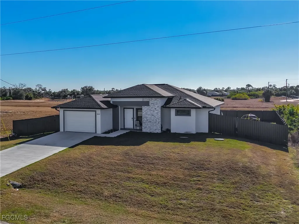 3045 E Briarwood Circle Labelle FL 33935