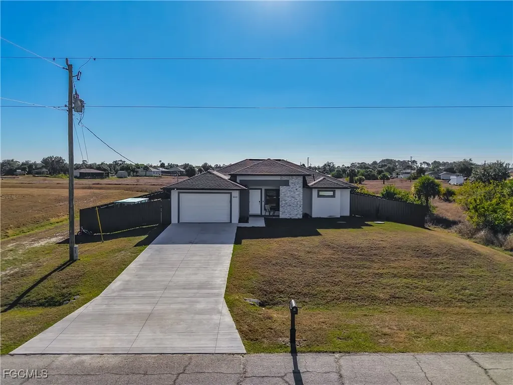 3045 E Briarwood Circle Labelle FL 33935