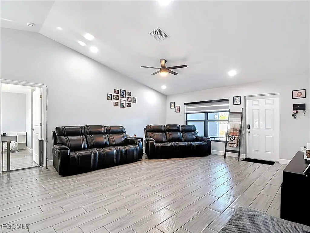 3045 E Briarwood Circle Labelle FL 33935