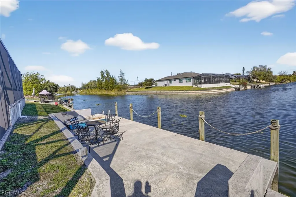 309 NW 5th Terrace Cape Coral FL 33993