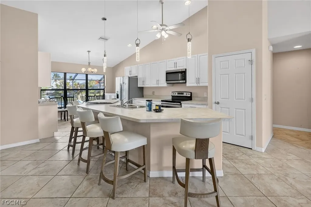 309 NW 5th Terrace Cape Coral FL 33993
